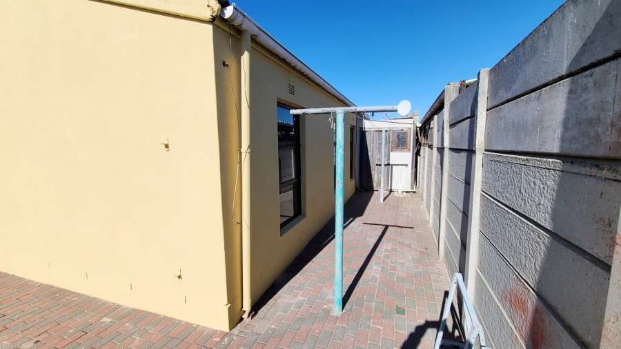 3 Bedroom Property for Sale in Belhar Western Cape